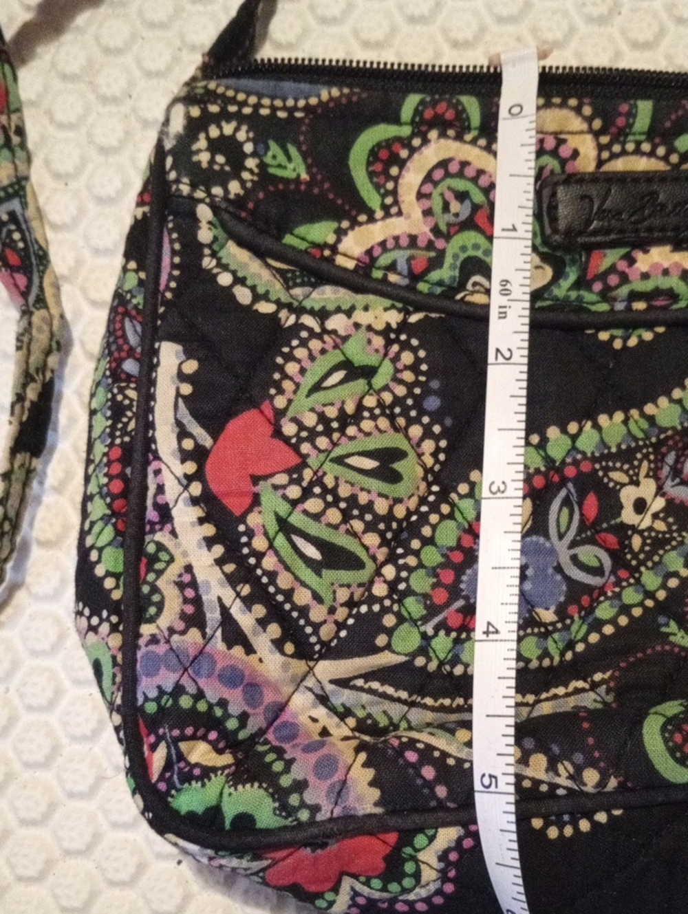Vera Bradley Black Quilted Paisley Crossbody with Multicolor Accents#adjustable - Picture 8 of 9